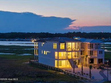 Welcome to 47 Grand View Drive in the exclusive gated community - photo 4