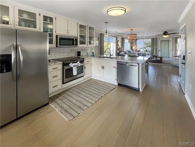 Your fully-furnished beach home in Gulf Shores awaits! Located - photo 7