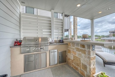 *Price Drop** Welcome to 108 Island Circle, a charming 3-bedroom - photo 5