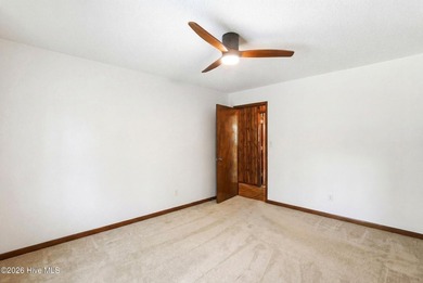 Rare Opportunity To Purchase A Country Retreat On Over 2 Acres - photo 14