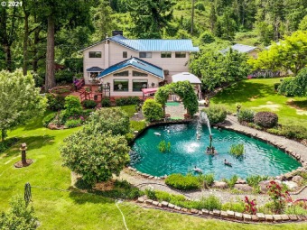 (private lake) Home For Sale in Cottage Grove Oregon
