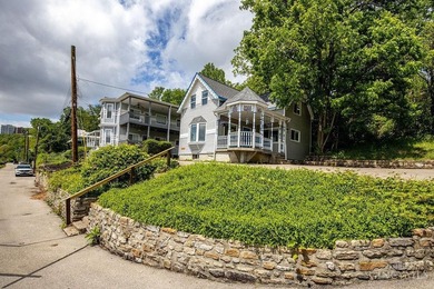 Beautifully updated Victorian offering stunning river views and - photo 33