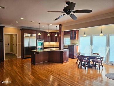 Luxury Mountain Estate on 15 Private Acres with Panoramic Views - photo 36