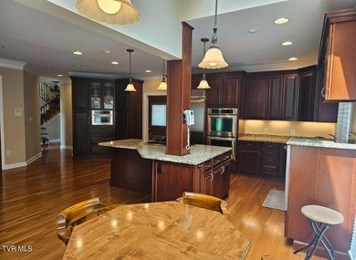 Luxury Mountain Estate on 15 Private Acres with Panoramic Views - photo 37