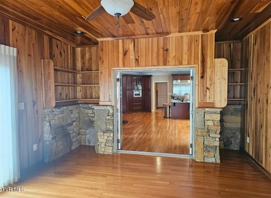 Luxury Mountain Estate on 15 Private Acres with Panoramic Views - photo 48