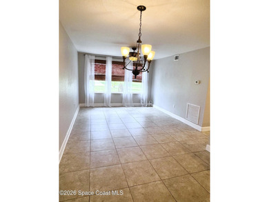 Island Living Just 5 Minutes To The Beach. A much sought after - photo 10