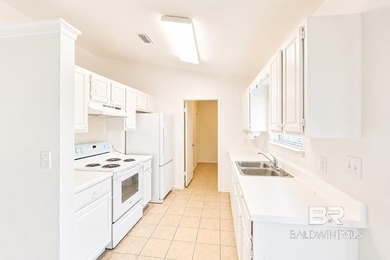 Welcome to 614 Eastgate Circle in Foley, Alabama! This freshly - photo 11