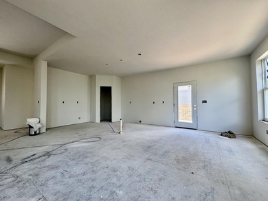 LAKE VIEWS AND ROOM TO SPREAD OUT! This beautiful home - photo 11