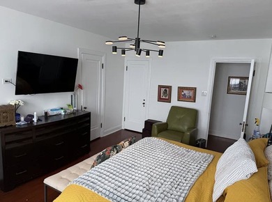 A rare South Shore gem - nearly 2,800 square feet of fully - photo 13
