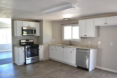Great starter or retirement property. Very clean with an open - photo 13
