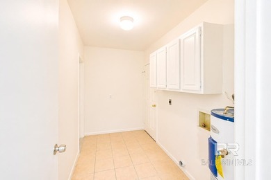 Welcome to 614 Eastgate Circle in Foley, Alabama! This freshly - photo 14