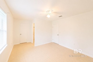Welcome to 614 Eastgate Circle in Foley, Alabama! This freshly - photo 23