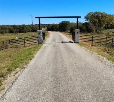 Welcome to 220 & 230 New Hope Rd in Palo Pinto Tx. Escape the - photo 7
