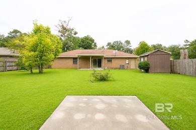 Welcome to 614 Eastgate Circle in Foley, Alabama! This freshly - photo 31