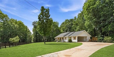 Fully renovated ranch home on a fenced private acre in one of - photo 32