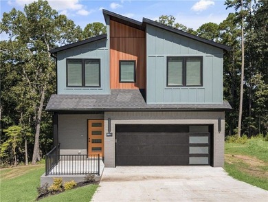 Lake Norwood Home For Sale in Bella Vista Arkansas