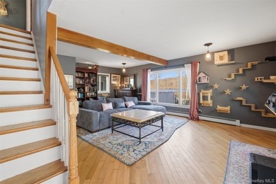 Charming 3-bedroom, 1.5-bath home in Mahopac with lake access to - photo 8