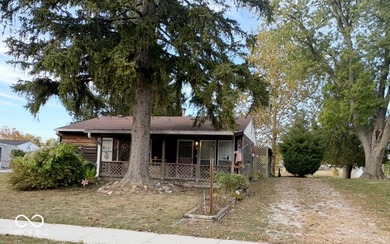 Lake Home For Sale in Lebanon, Indiana