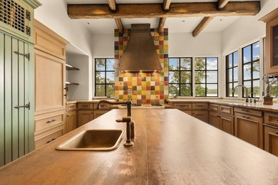 Waterfront Italian Villa in The Cascades Experience timeless - photo 12