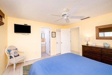 If you need more dockage than most half duplexes in Key Colony - photo 15