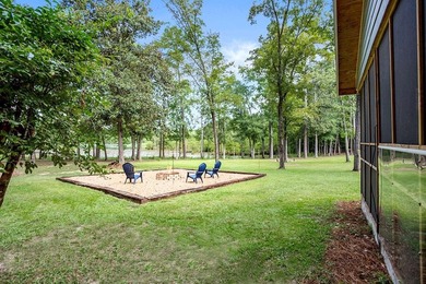 Lakefront Living at Its Finest! This beautifully remodeled 3 - photo 23