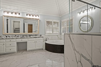Welcome to refined living in the highly sought-after Mount - photo 23