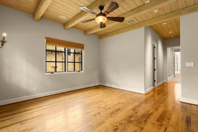 Waterfront Italian Villa in The Cascades Experience timeless - photo 24
