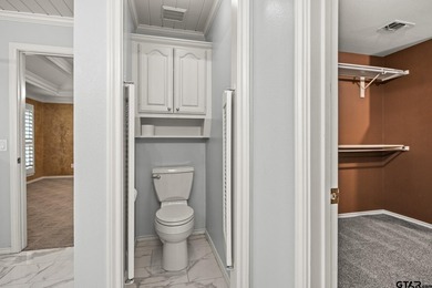 Welcome to refined living in the highly sought-after Mount - photo 26