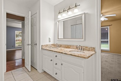 Welcome to refined living in the highly sought-after Mount - photo 30