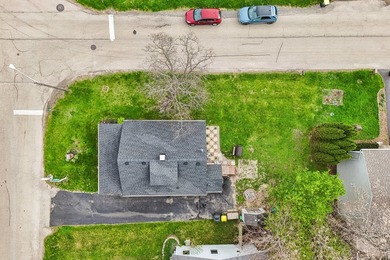 FULLY RENOVATED in 2023, this 3-bedroom home on a corner lot - photo 32