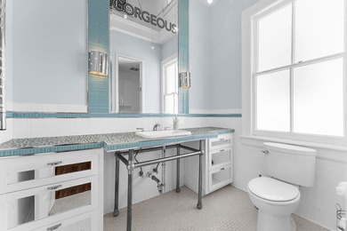 Step inside this sunny, light-filled Charleston masterpiece--a - photo 33