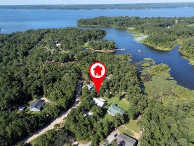 Lakefront Living at Its Finest! This beautifully remodeled 3 - photo 33