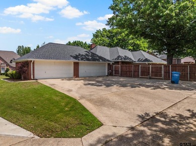 Welcome to refined living in the highly sought-after Mount - photo 37