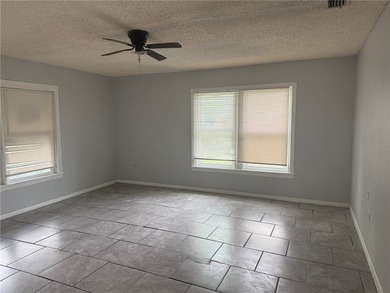 Selling AS IS! This property is perfect for investors, flippers - photo 8