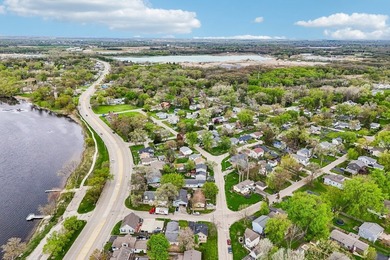 FULLY RENOVATED in 2023, this 3-bedroom home on a corner lot - photo 38