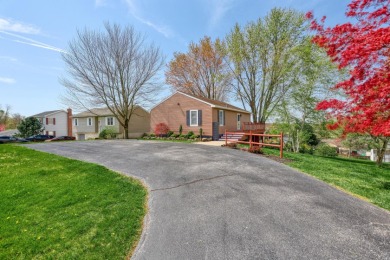 Welcome to Lake Life!  - UNDER CONTRACT! - Lake Home For Sale in East Berlin, Pennsylvania