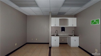 Prime 2,912 SF commercial building located directly in front of