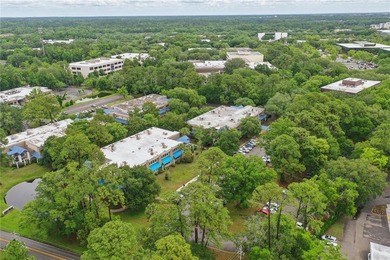 STRONG INVESTMENT OPPORTUNITY WITH 5+ PT CAP RATE. Discover an - photo 16