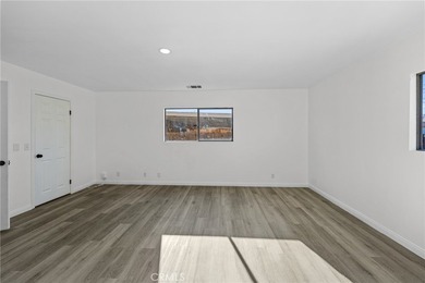 13802 Red Hill - photo 18
