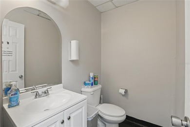 STRONG INVESTMENT OPPORTUNITY WITH 5+ PT CAP RATE. Discover an - photo 27