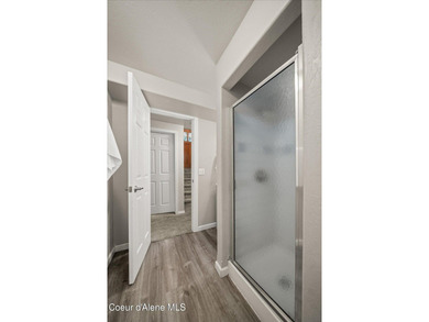 Room for everything-including the toys! This updated 4 bed, 2 - photo 28
