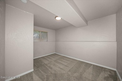 Room for everything-including the toys! This updated 4 bed, 2 - photo 30