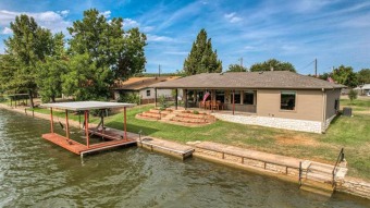 Lake Granbury Home Sale Pending in Granbury Texas
