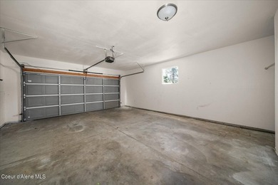 Room for everything-including the toys! This updated 4 bed, 2 - photo 33