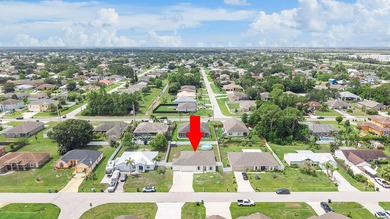 Discover this stunning 4 bedroom, 2 bathroom single family home - photo 34