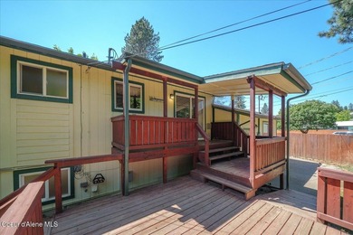 Room for everything-including the toys! This updated 4 bed, 2 - photo 36