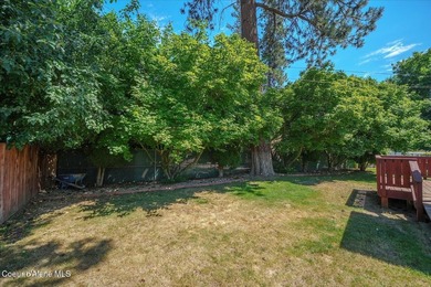 Room for everything-including the toys! This updated 4 bed, 2 - photo 42