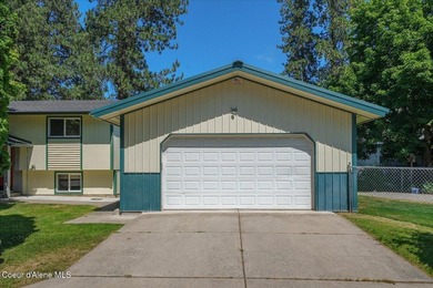 Room for everything-including the toys! This updated 4 bed, 2 - photo 47