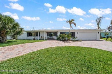Welcome to 655 Kenwood Court in the heart of Satellite Beach--a - photo 1