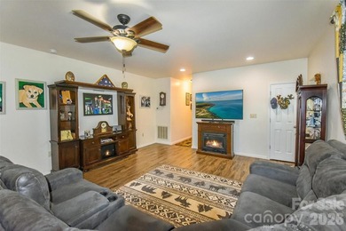 RARE OPPORTUNITY 3.5% ASSUMABLE Mortgage Available - Qualified - photo 6